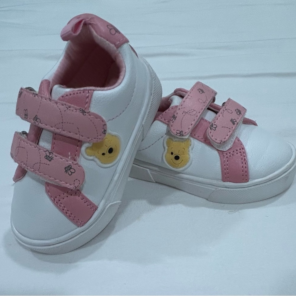 Disney Baby Winnie the Pooh Toddler Girls Sneakers – Pink & White – Size 5